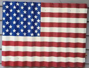 lot 454 image: METAL AMERICAN FLAG WALL DECOR AS SHOWN.