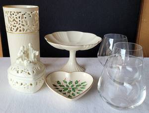 lot 213 image: LOT OF LENOX ITEMS AS SHOWN.