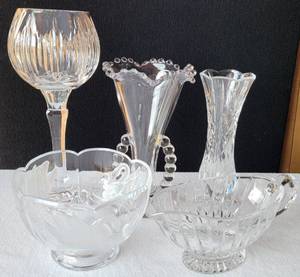 lot 218 image: ASSORTED CANDLE HOLDERS PLUS MORE AS SHOWN.