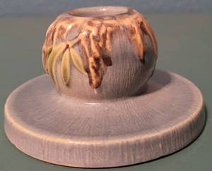 lot 10 image: Vintage 1936 Roseville Pottery Moss Candleholder #1109 as shown. Approx. 2 14 W.