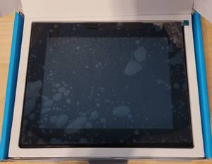 lot 22 image: 8 Slim Digital Photo Frame in original box as shown. Appears to be in new condition.
