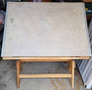 lot 135 image: VINTAGE 1960S DRAFTING TABLE IN STYLE, COLOR, AND CONDITION SHOWN. APPROX. 42 W x 31 D x 35 H. (FLAT)