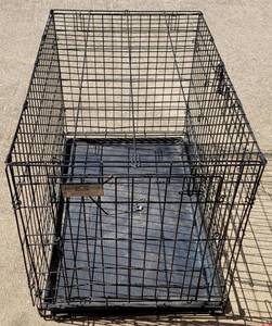lot 153 image: 36 DOUBLE DOOR FOLDING CRATE AS SHOWN.
