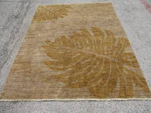lot 11 image: 6-Ft x 8-Ft.-100 % Genuine Hand Knotted Woolen Oriental  Rug  Carpet Of Pakistan, From Saleem Carpets,  Made in Pakistan.