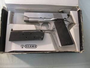 lot 1 image: Llama Minimax-45, 45-acp Simi-Auto Pistol, With Magazine.