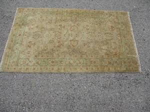 lot 47 image: 3-Ft. x 5-Ft.-100 % Genuine Hand Knotted Woolen Oriental  Rug  Carpet Of Pakistan, From Saleem Carpets,  Made in Pakistan.