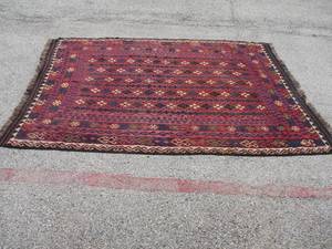 lot 63 image: 6-3 x 9-3-100 % Genuine Hand Knotted Woolen Oriental  Rug  Carpet Of Pakistan, From Saleem Carpets,  Made in Pakistan.