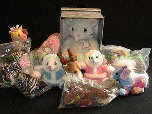 lot 128 image: Precious Moments collectible stuffed animals