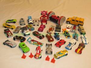 lot 134 image: Assorted Hot Wheels as shown