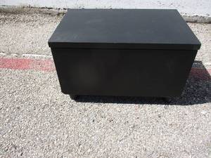 lot 56 image: VINTAGE- POLK AUDIO- Floor Box, Passive-Loudspeaker,  8- Subwoofer,  Model # RM-1000W,