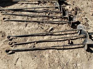 lot 10 image: 7- 24 Steel Ground Anchors