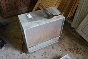 lot 37 image: Vintage Gas Heater and Fireplace Shovel