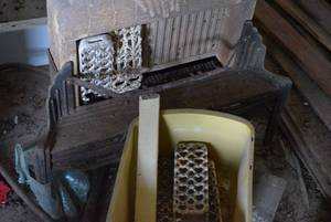 lot 46 image: Vintage Gas Stove Heater with Decorative Ceramic Inserts