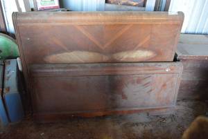 lot 50 image: Vintage Wooden Head Board 56x42 and Foot Board 56x24  with Wheels on Both, Plus side boards