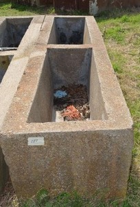 lot 187 image: 2 Bay Cement Water Tank, 12x29x20