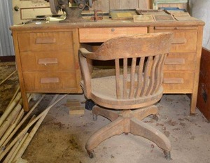lot 68 image: Vintage Wood Desk and Wooden Swivel Chair only (items on desk not included)
