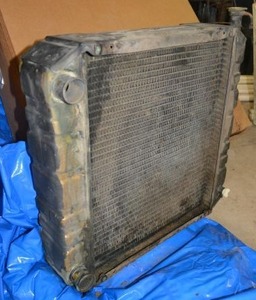 lot 86 image: Radiator 18x20x5