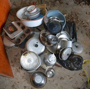lot 88 image: Large Lot of Metal Pots, Pans, Tubs and More