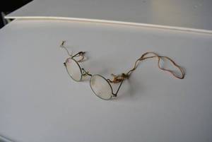 lot 210 image: Antique Looking Reading Glasses