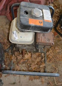lot 116 image: Water Pump Motor and Extra Tank