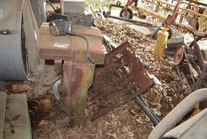 lot 149 image: John Deere Vintage Tractor parts, Radiator, Hood and More