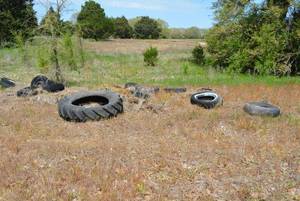 lot 198 image: Misc. Tires in various sizes as shown