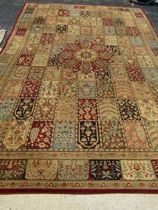 lot 157 image: Shaw Living maroon floral area rug 92 x 1211