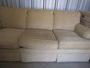 lot 218 image: Klaussner pillow back roll arm sofa with skirting. Good condition needs cleaning