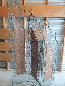 lot 21 image: Patinated green graduated metal divider with rattan insets 82x16