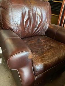 lot 166 image: Brown leather recliner