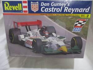 lot 3 image: REVELL-AAA,125 Scale, Dan Gurneys CASTROL Reynard, Model Car Kit.
