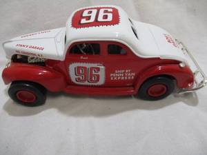 lot 5 image: ERTL #96DUTCH HOAG 1940 Ford Modified Coupe Diecast Metal Vehicle. 125 scale.