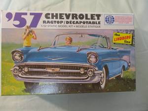 lot 31 image: The Lindberg Line-132 Scale, 1957 Ragtop Chevrolet Model Car Kit, # HL.10512