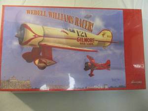 lot 105 image: WILLIAMS BROTHERS MODELS- 132 Scale, Wedell Williams Racer #121, Model Airplane Kit, # 0050-32521-01