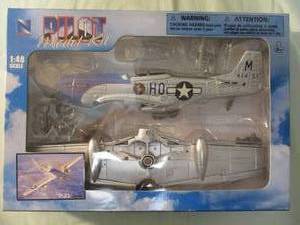 lot 111 image: NEWRAY-PILOT- 148 Scale, P-51 Model Airplane Kit, #20215 B1