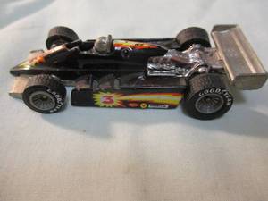 lot 42 image: Hot Wheels 1982,  Indy Race Car #3 black diecast car, Malaysia