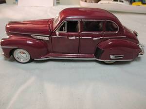 lot 96 image: National Motor Museum Mint -132 Scale, ARKO PRODUCS,1941-Buick Trunkback Sedan Diecast Car, Diecast Car.