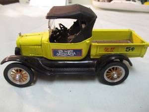 lot 88 image: National Motor Museum Mint - 132 Scale,1925 Pepsi-Cola, Ford Model T, Runabout Truck,  Diecast Car.  #SS-T5310