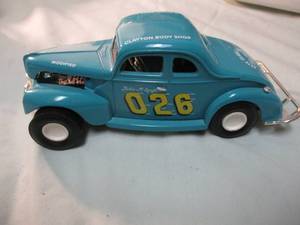 lot 104 image: ERTL- 125 Scale, #26,1937 Ford Coupe, Jackie McLaughlin,  Modified Stock Car, Diecast Car. #1828