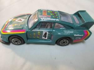 lot 110 image: Burago-143 Scale, #4 Porsche 935-TT, Diecast Car, Made In Italy. #4142