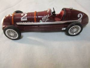 lot 126 image: Brumm- 143 Scale,1950-s,  #2 ORO R75 MASERATI, HP 350 SCTF, Boyle Spl.  Diecast Car, Made In China.