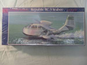 lot 263 image: GLENCOE Models- 132 Scale, Republic RC.3 Seabee, Model Airplane  Kit, # 05104