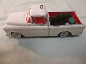 lot 164 image: HALMARK CARDS-143 Scale, 1955 Chevy 3100 Cameo Pickup Truck