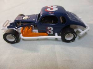 lot 252 image: ERTL- NUTMEG Collectables-Coupe Modified, 164 Scale, #  3, Diecast Car,2876-U