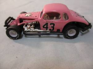 lot 256 image: ERTL- NUTMEG Collectables-Coupe Modified, 164 Scale, # 43, Diecast Car, 2617-U