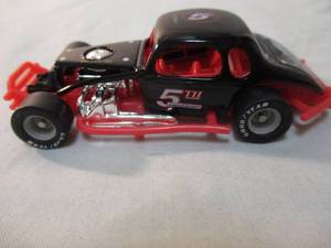 lot 262 image: ERTL- NUTMEG Collectables-Coupe Modified, 164 Scale, # 5-Th, Diecast Car,3013-BT