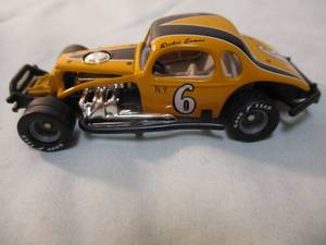 lot 276 image: ERTL- NUTMEG Collectables-Coupe Modified, 164 Scale, # 6, Diecast Car, 3127-U