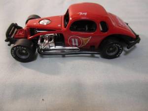 lot 282 image: ERTL- NUTMEG Collectables-Coupe Modified, 164 Scale, # 11, Diecast Car, 1924-U
