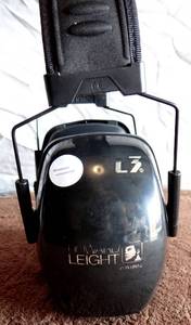 lot 11 image: Howard Leight by Honeywell L3 Headphones Earmuffs Safety Noise Ear Protection - 30 Decibels Ear Protection