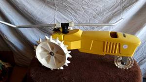 lot 71 image: RARE ALL CAST IRON Vtg. Rain Train NELSON N-200 Tractor Traveling Lawn Sprinkler $$$